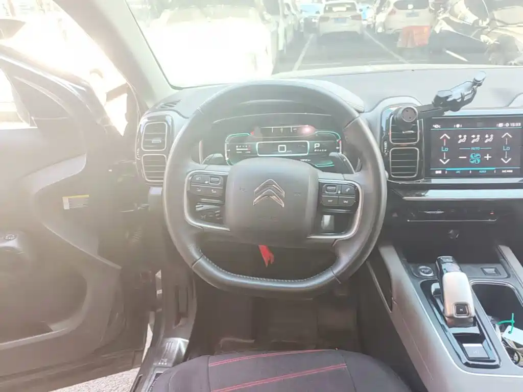 Citroën C5 Aircross 2019 — фото 11