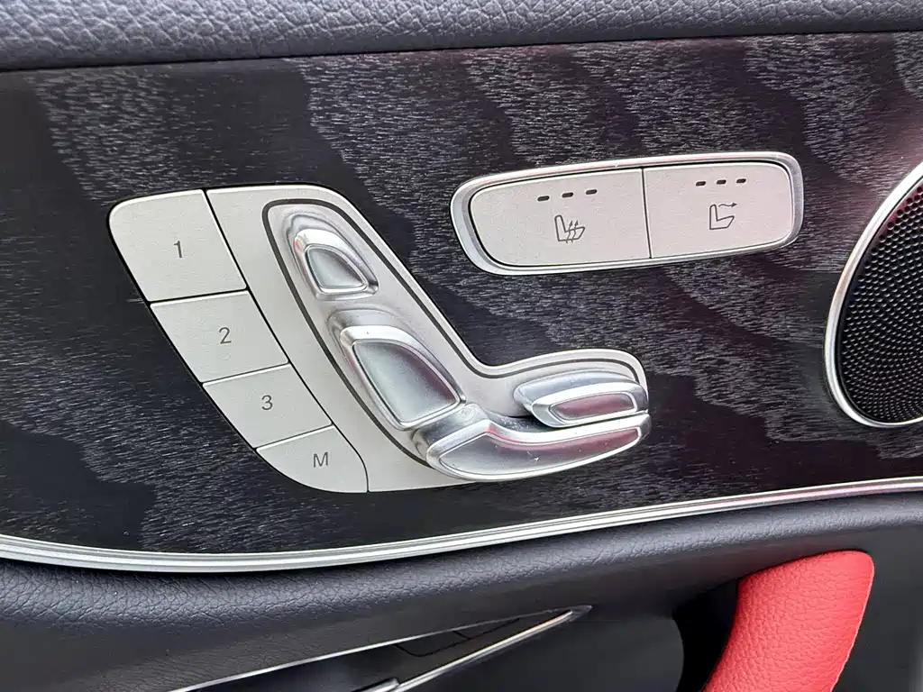 Mercedes-Benz E-Class 2018 — фото 14