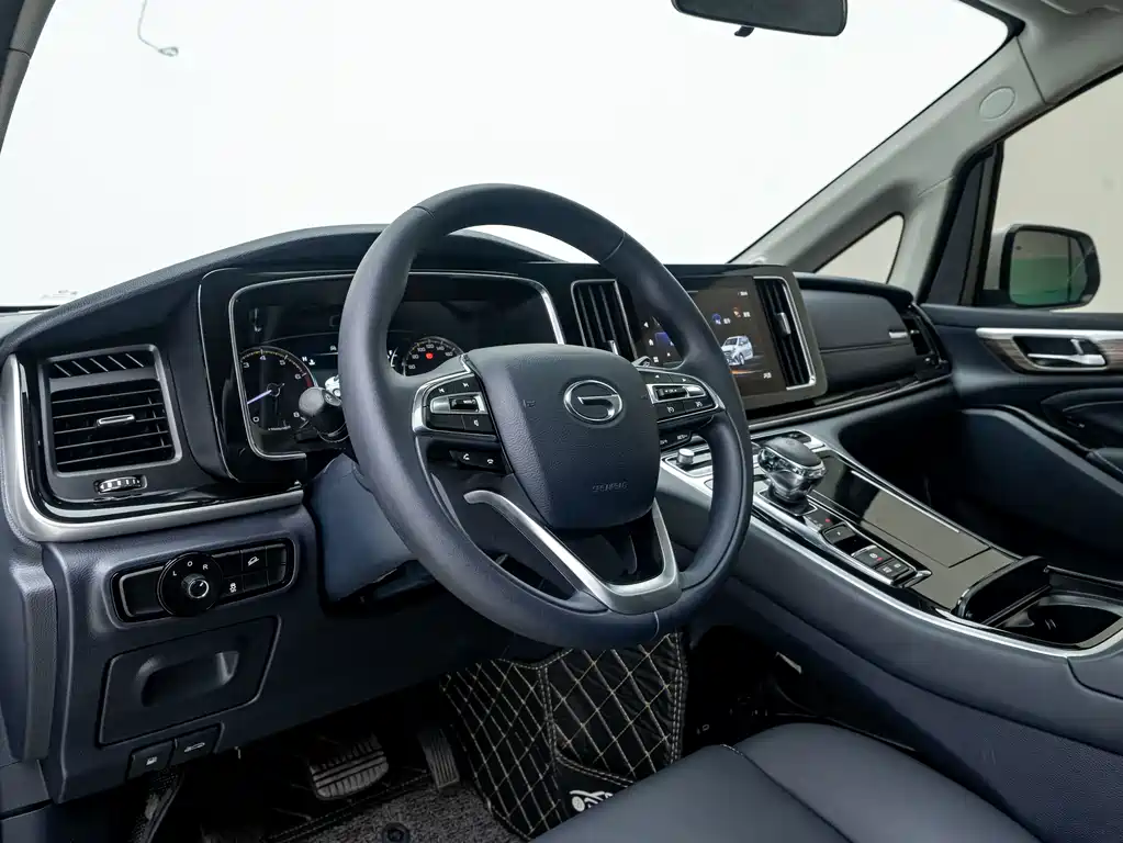 GAC Trumpchi M8 2023 — фото 21