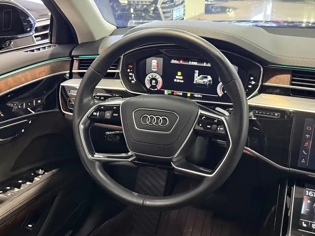 Audi A8 2020