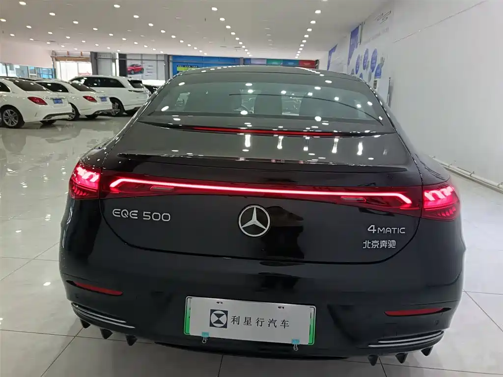 Mercedes-Benz EQE 2025 — фото 3