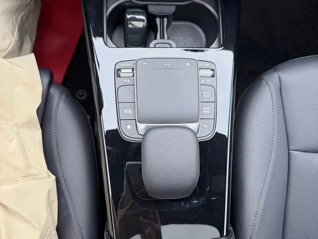 Mercedes-Benz A-Class 2023 — фото 25