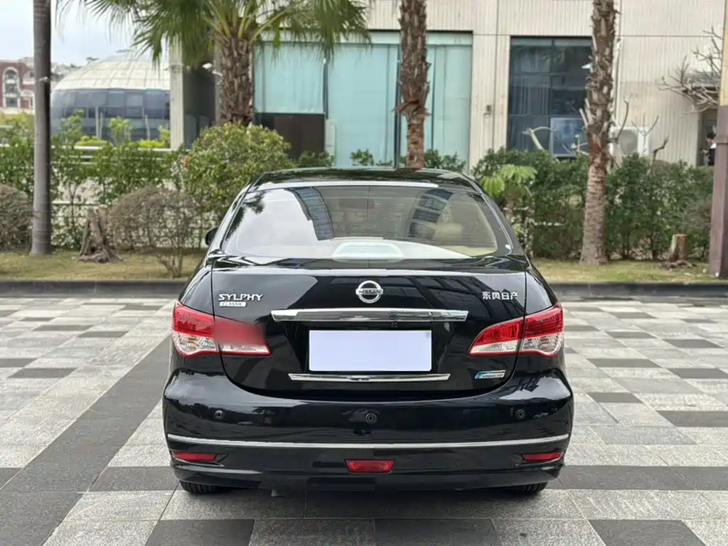 Nissan Sylphy 2018 — фото 24