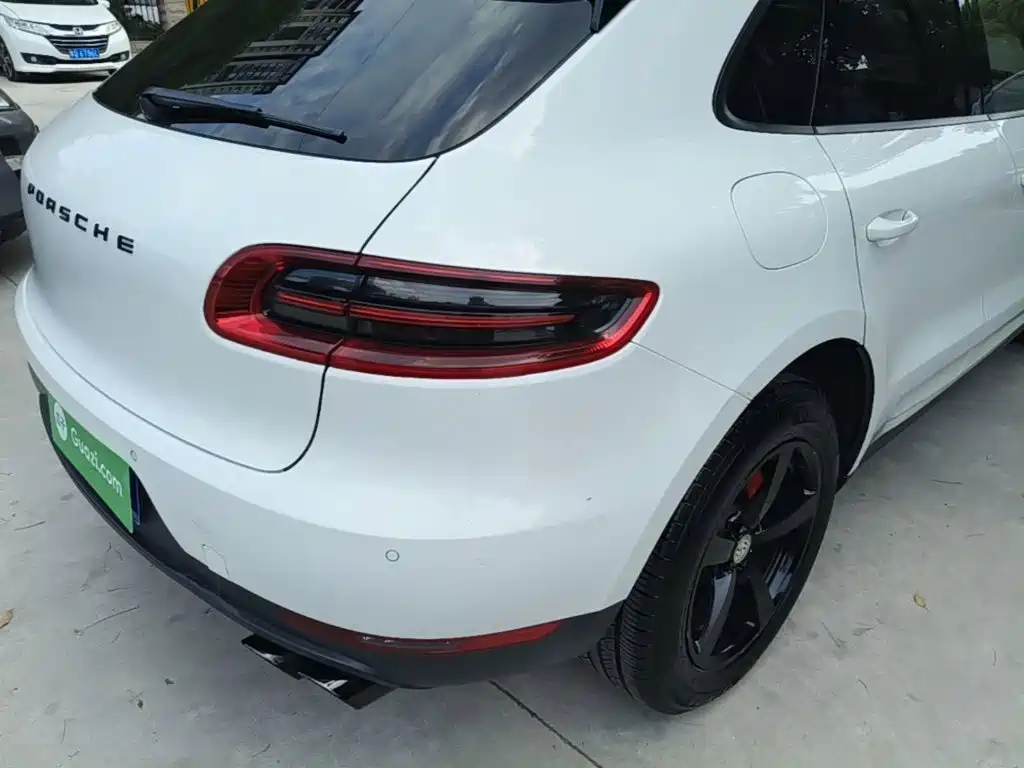 Porsche Macan 2016 — фото 8