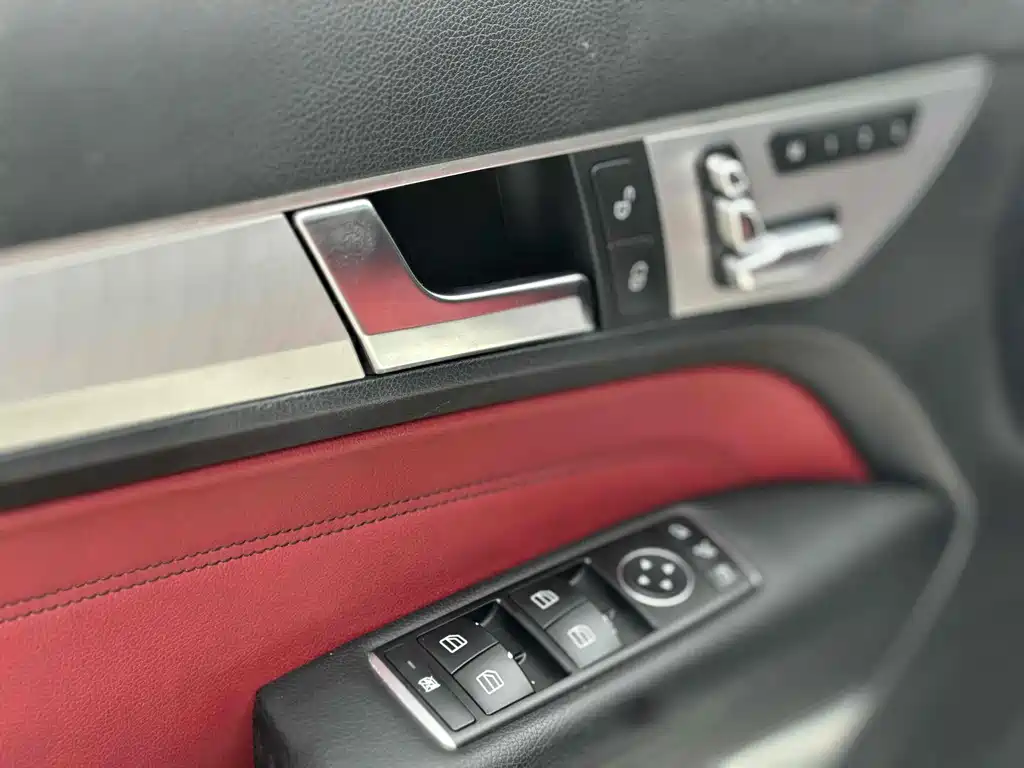 Mercedes-Benz E-Class 2015
