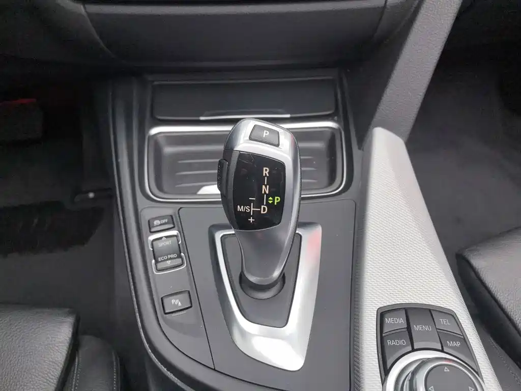 BMW 4 Series 2016 — фото 13