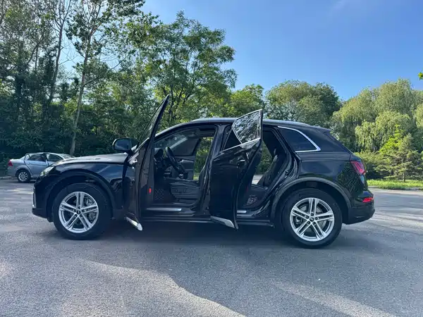 Audi Q5L 2022