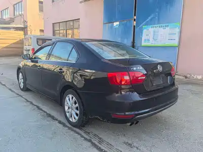 Volkswagen Sagitar 2013