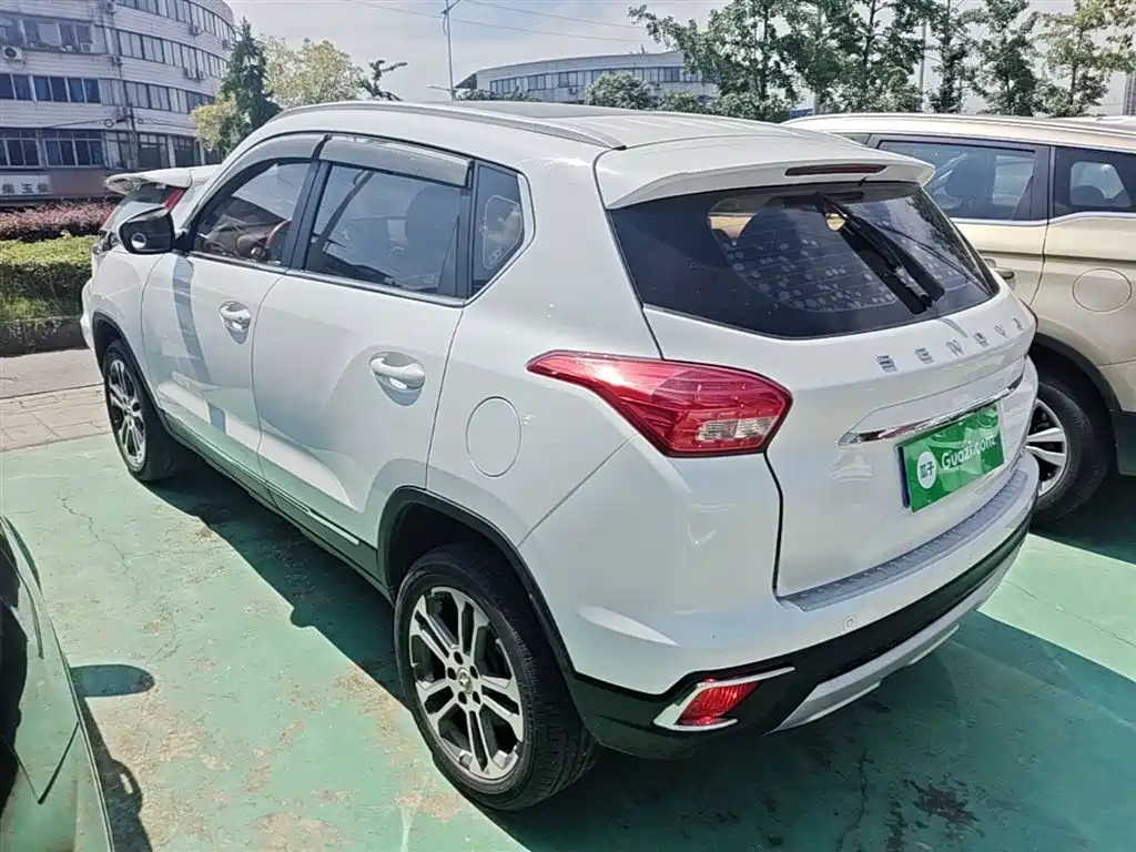 BAIC Senova X35 2018 — фото 5