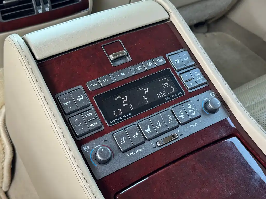 Lexus LS 2008 — фото 15