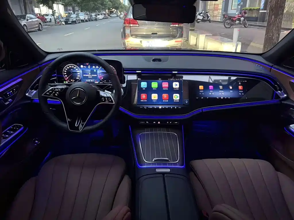 Mercedes-Benz E-Class 2025