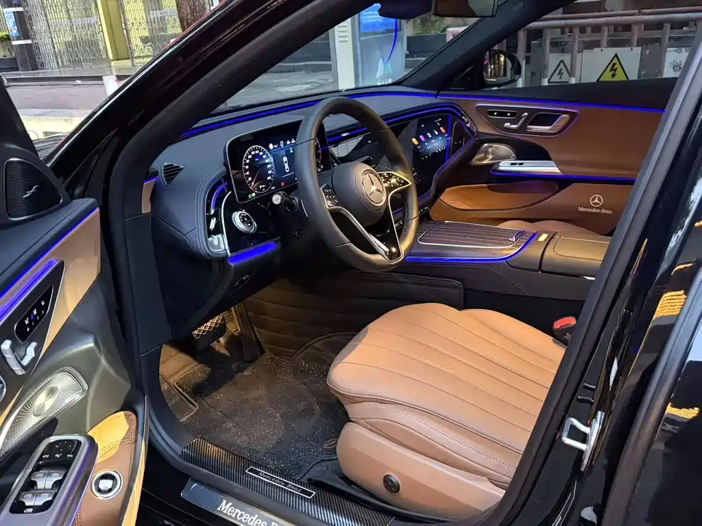 Mercedes-Benz E-Class 2025