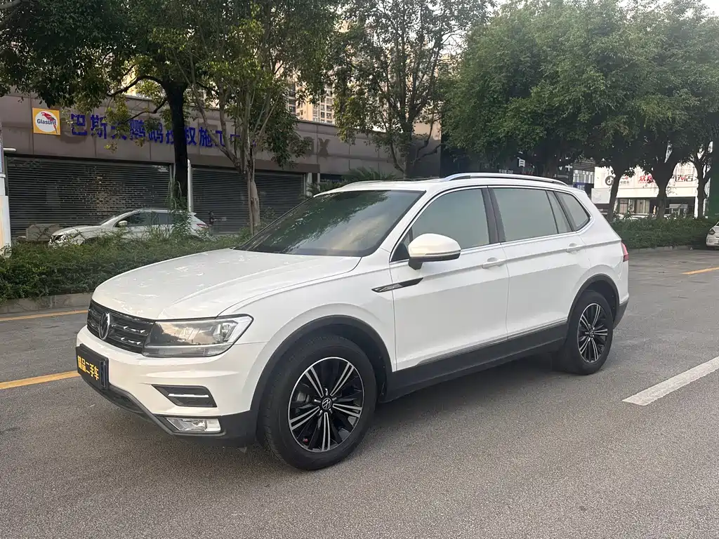 Volkswagen Tiguan L 2021