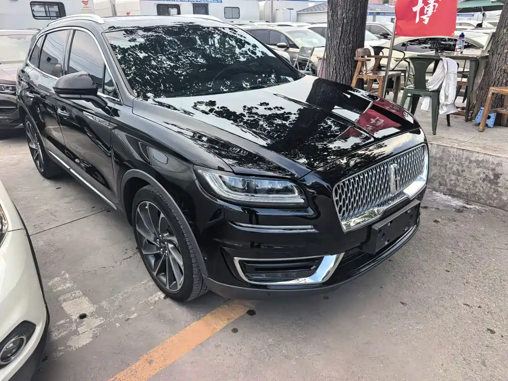 Lincoln Nautilus 2019
