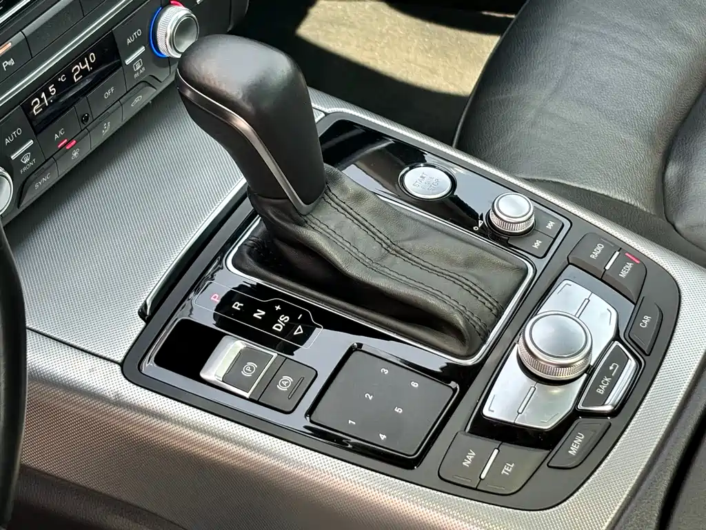 Audi A6L 2017 — фото 13