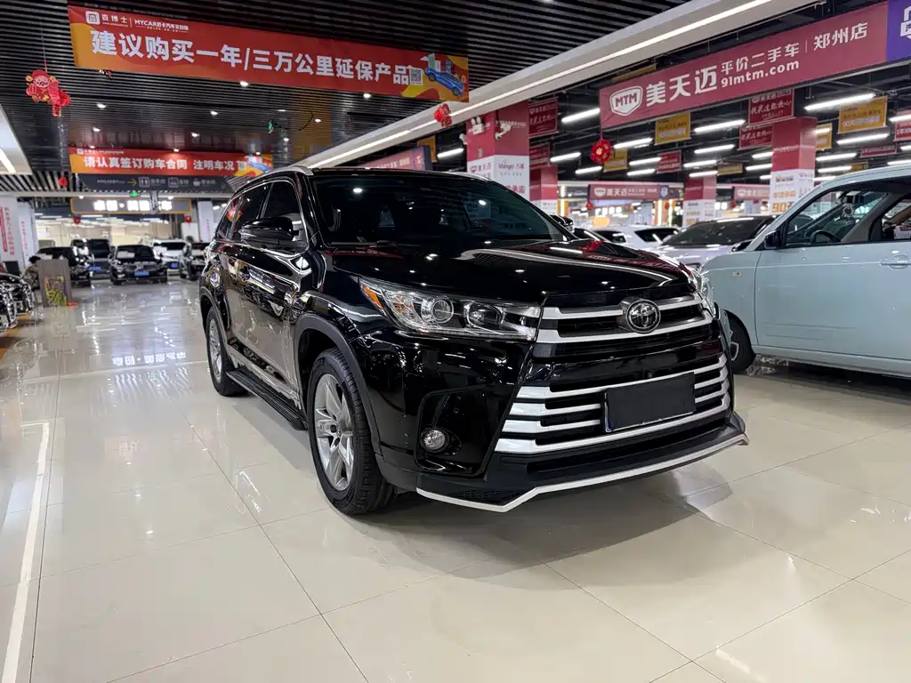 Toyota Highlander 2020 — фото 3