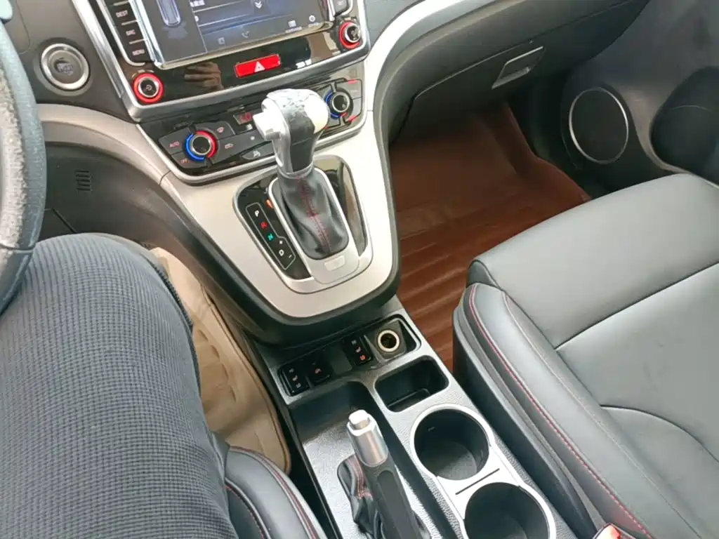 Haval H6 2015 — фото 14