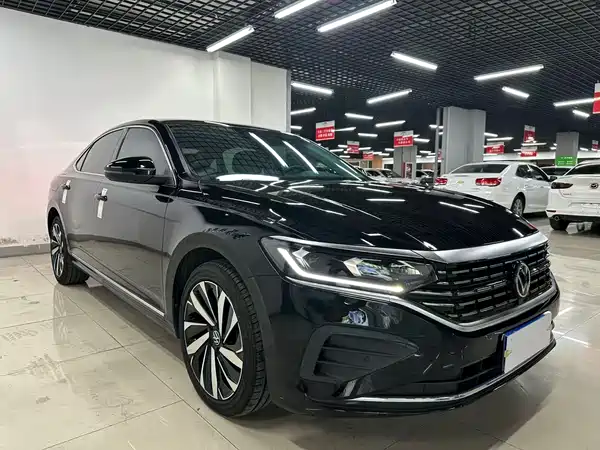 Volkswagen Passat 2024