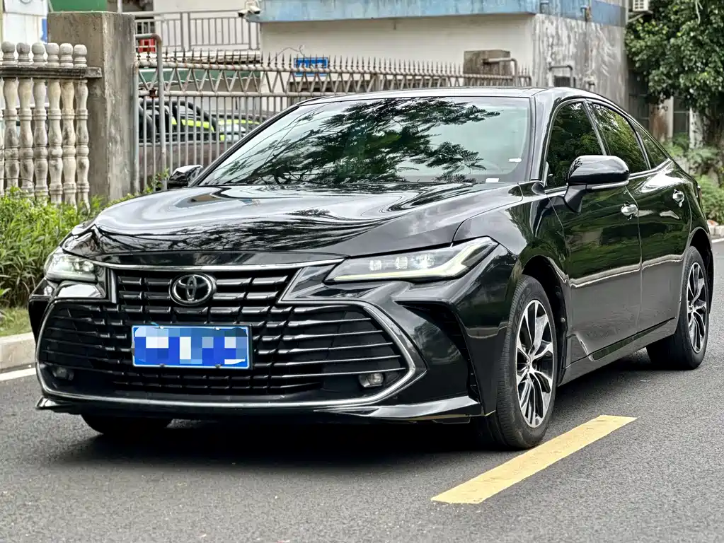 Toyota Avalon 2022 — фото 2