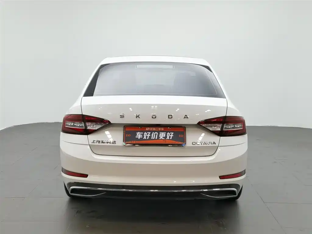 Skoda Octavia 2020 — фото 4