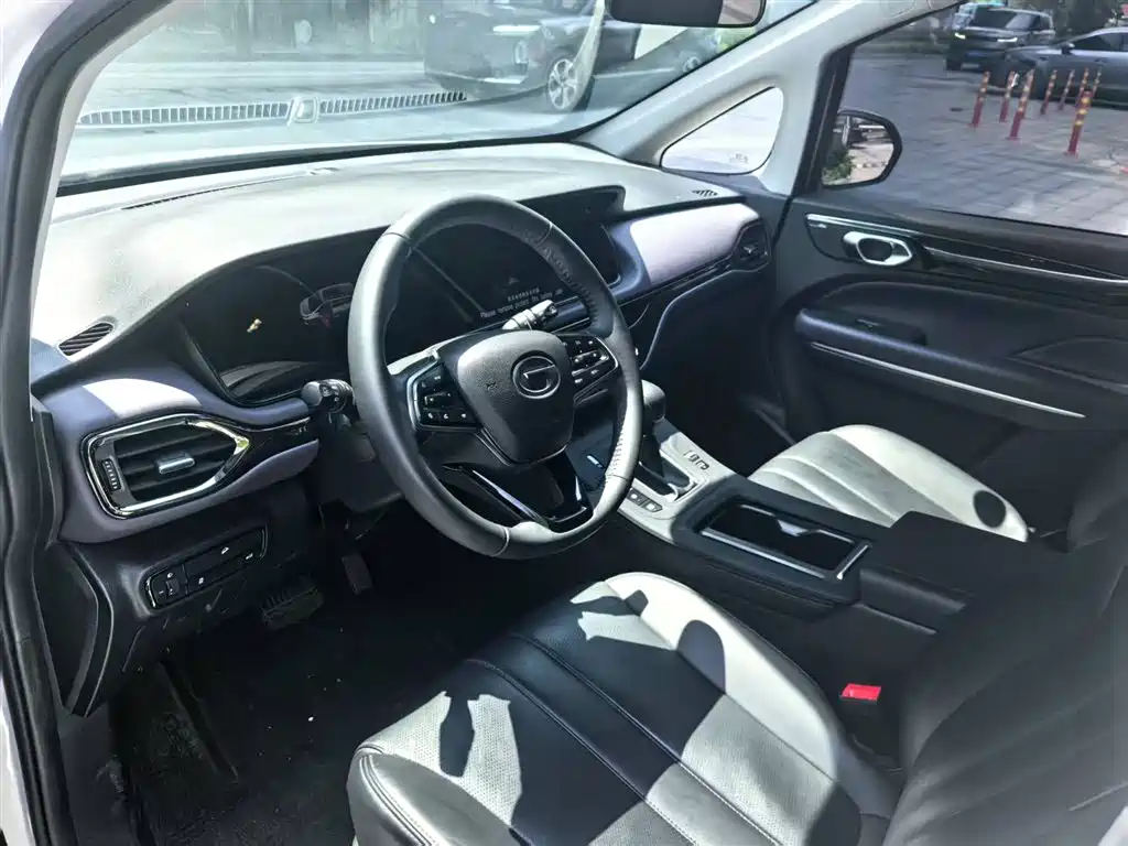 GAC Motor Trumpchi M6 2025 — фото 10