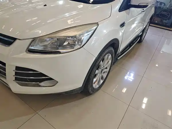 Ford Kuga 2013