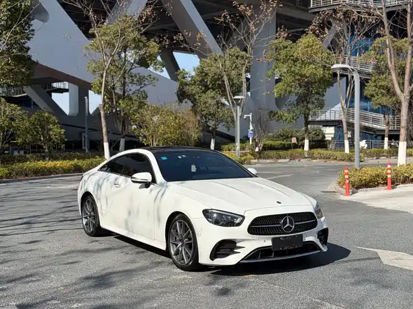 Mercedes-Benz E-Class 2021