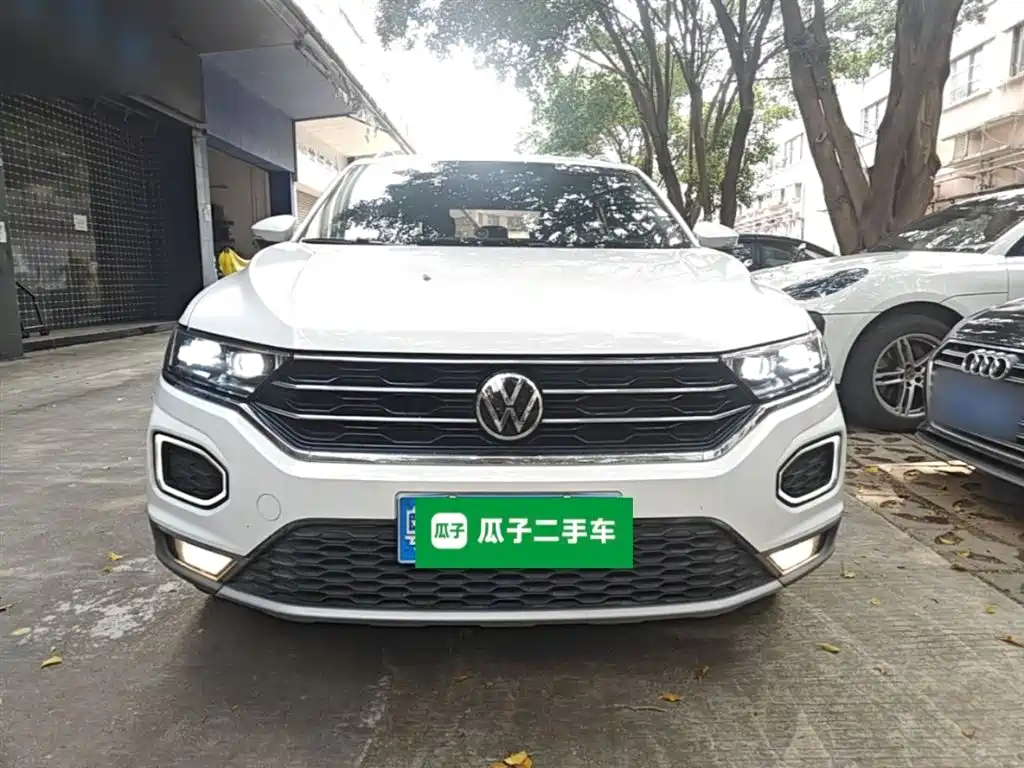 Volkswagen T-Roc 2021 — фото 3