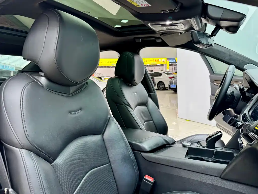 Cadillac CT6 2019 — фото 15