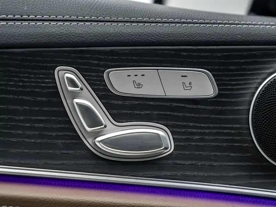 Mercedes-Benz E-Class 2020 — фото 14