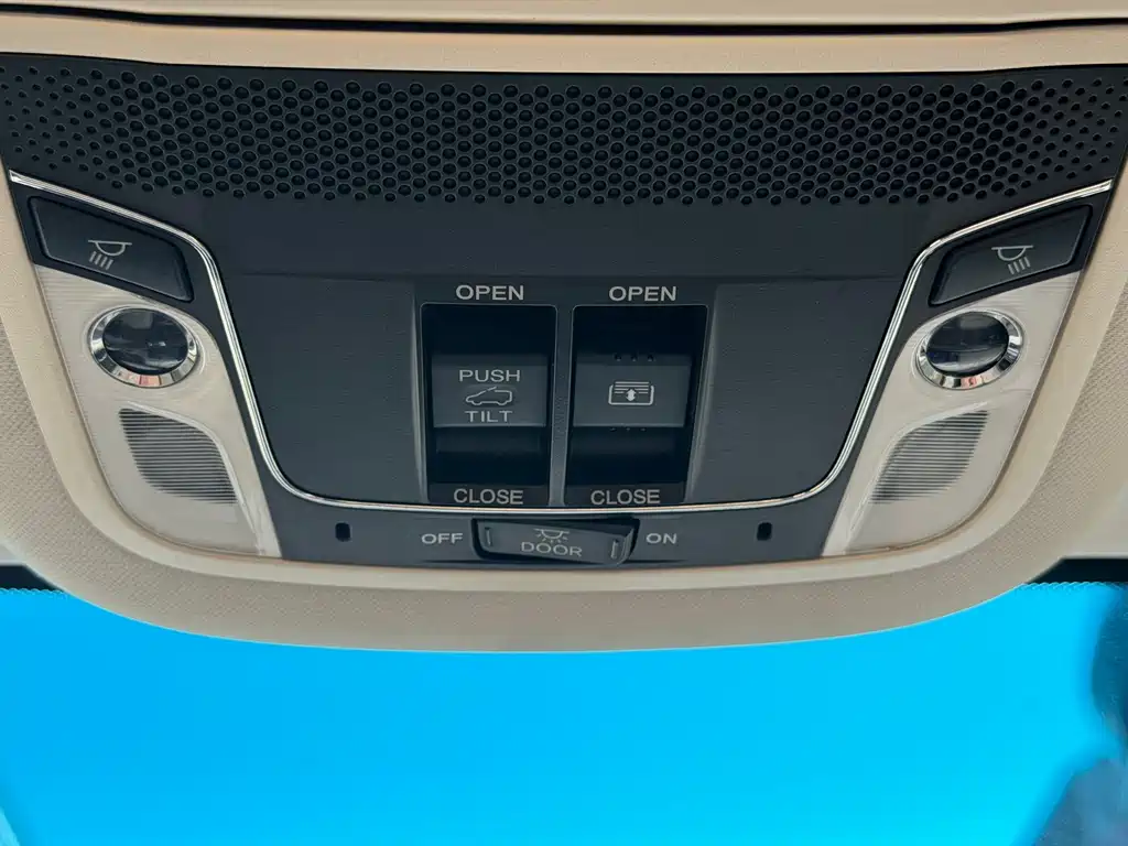 Honda Odyssey 2019 — фото 18