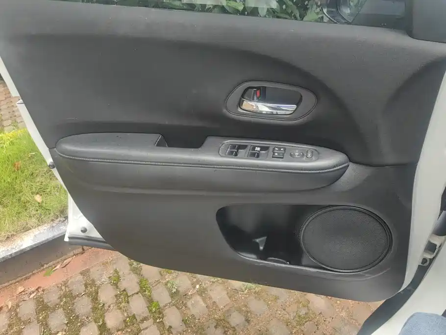 Honda Vezel 2016