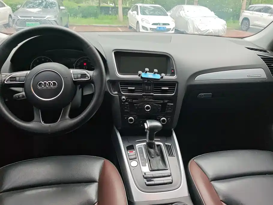 Audi Q5 2017 — фото 12
