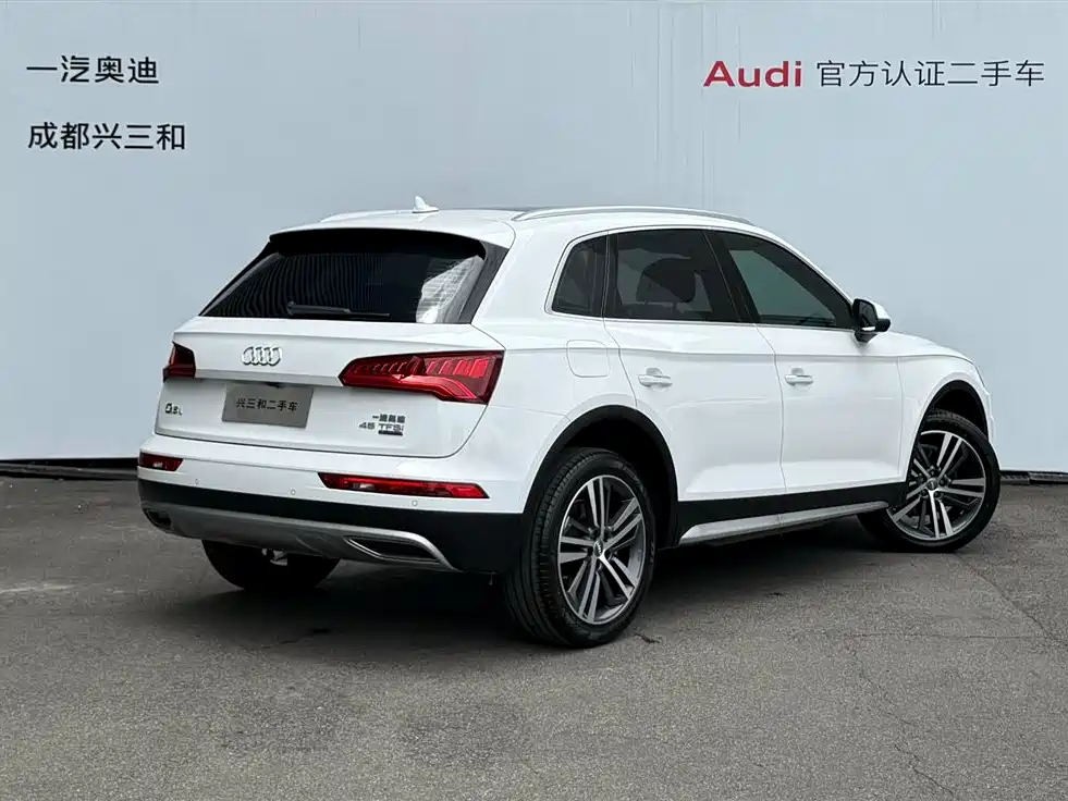 Audi Q5L 2019 — фото 4