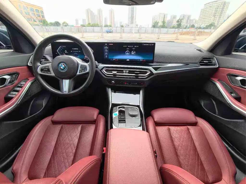 BMW i3 2022 — фото 17