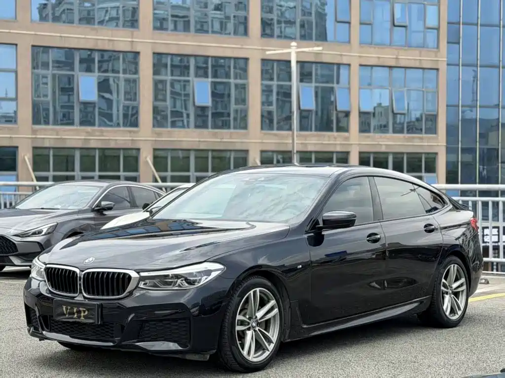 BMW 6 Series GT 2020 — фото 1