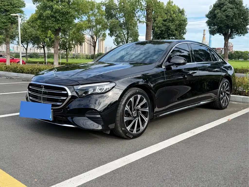 Mercedes-Benz E-Class 2025