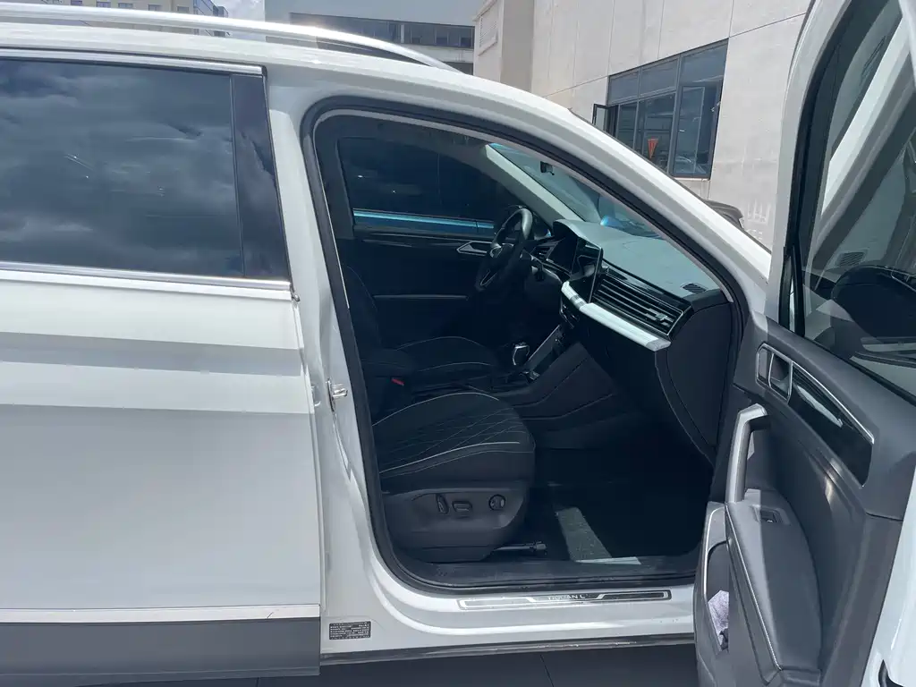 Volkswagen Tiguan L 2026