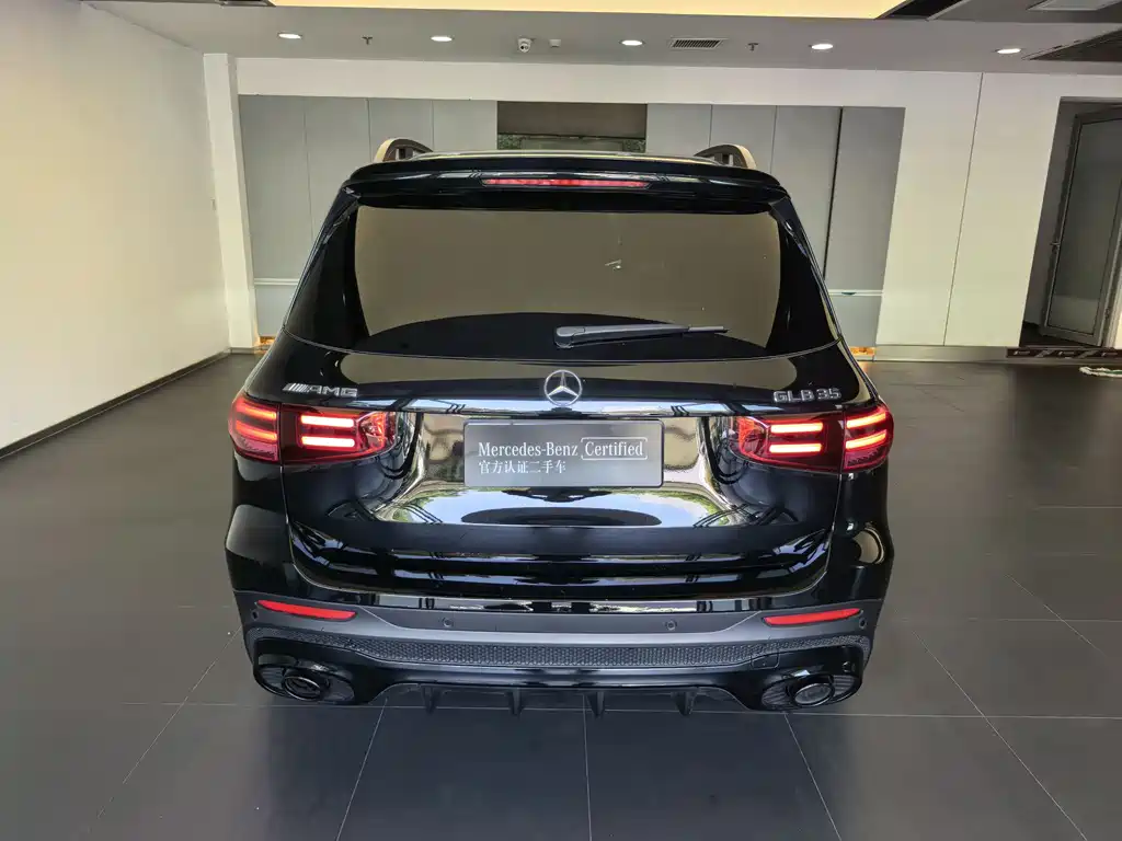 Mercedes-Benz GLB AMG 2025 — фото 8