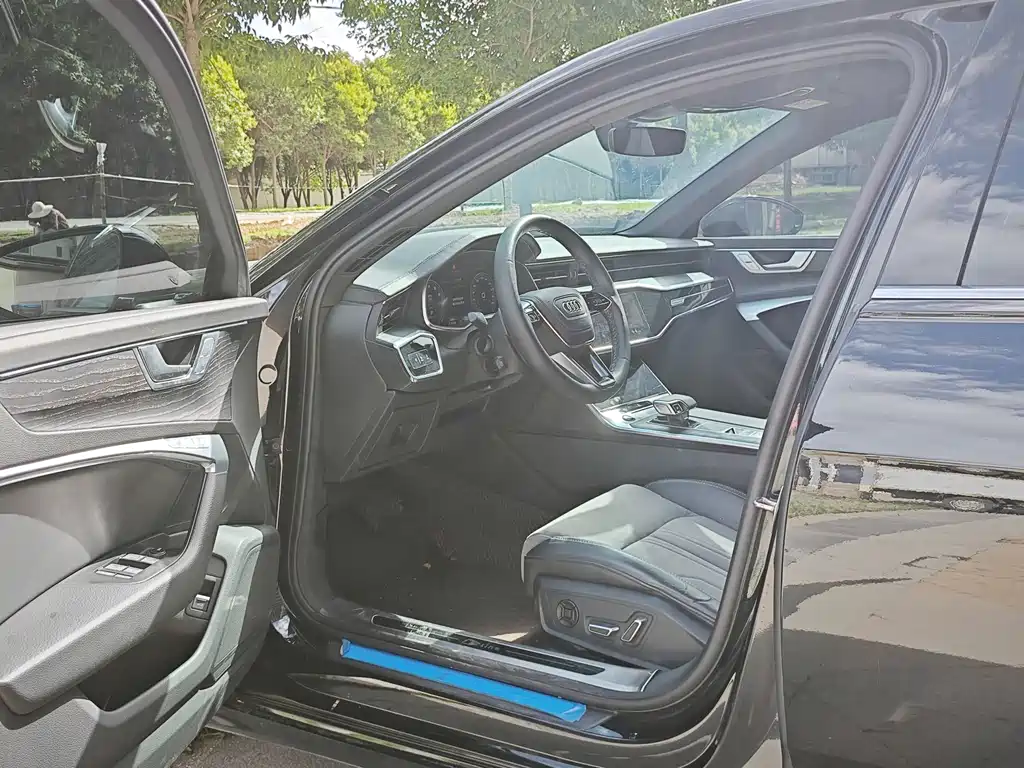 Audi A6L 2024