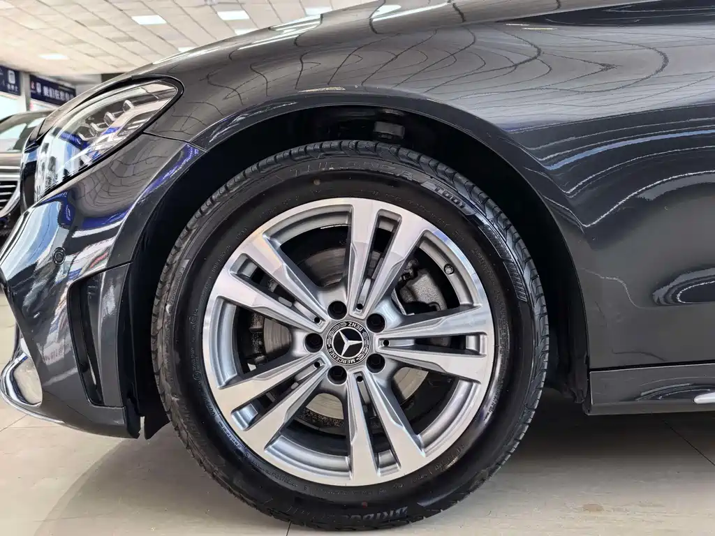 Mercedes-Benz C-Class 2022 — фото 16