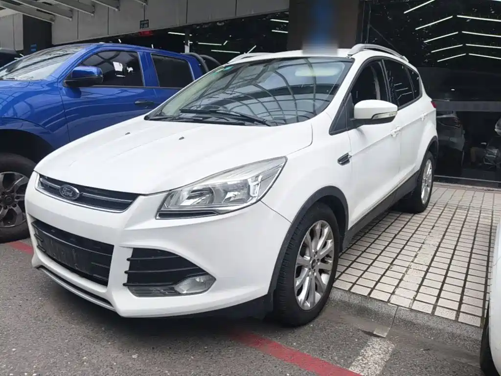 Ford Kuga 2015