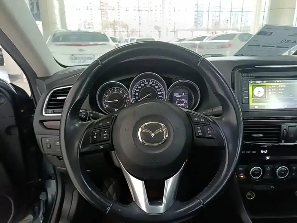 Mazda Atenza 2016 — фото 11
