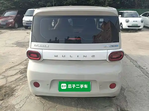 Wuling Hongguang MINIEV 2025