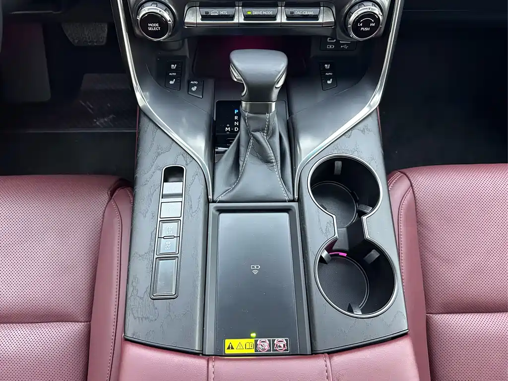 Lexus LX 2024 — фото 16