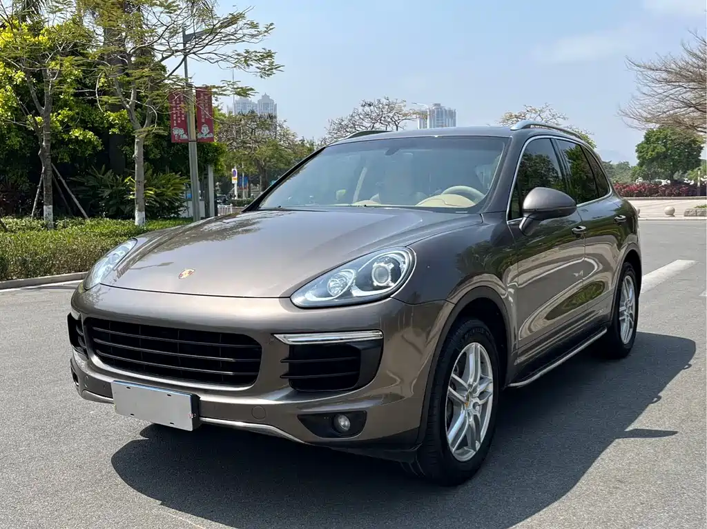 Porsche Cayenne 2016