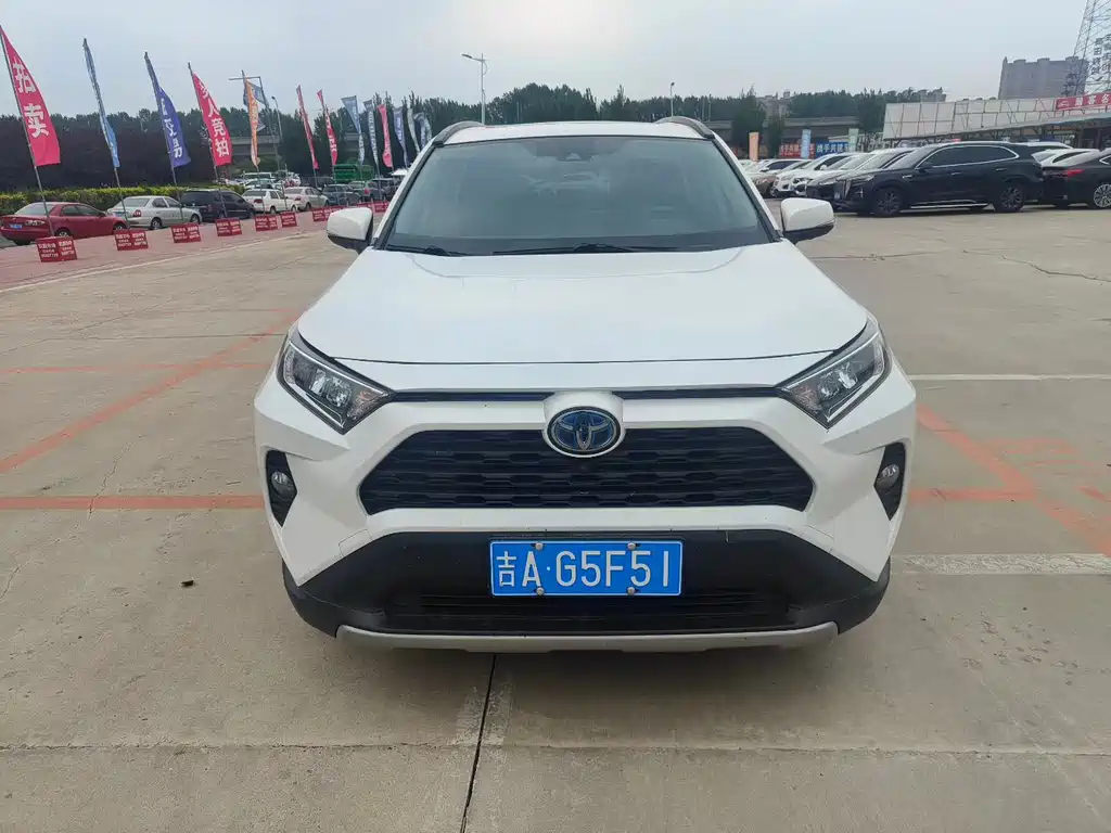 Toyota RAV4 2021