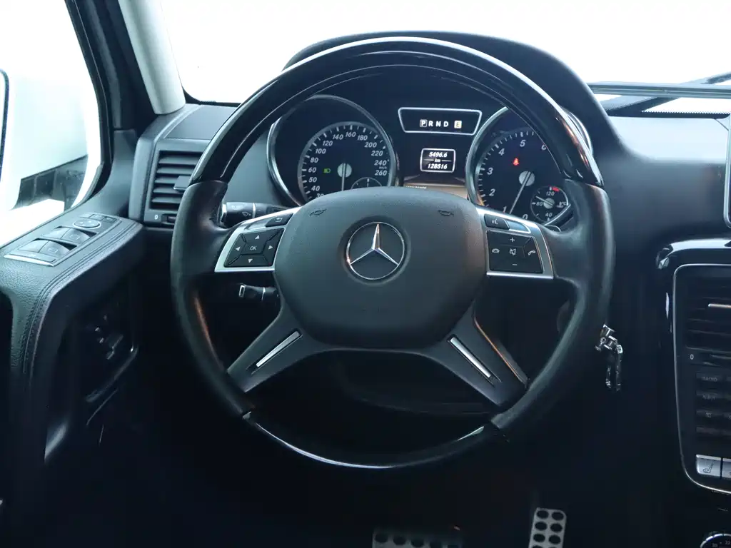 Mercedes-Benz G-Class 2015 — фото 16