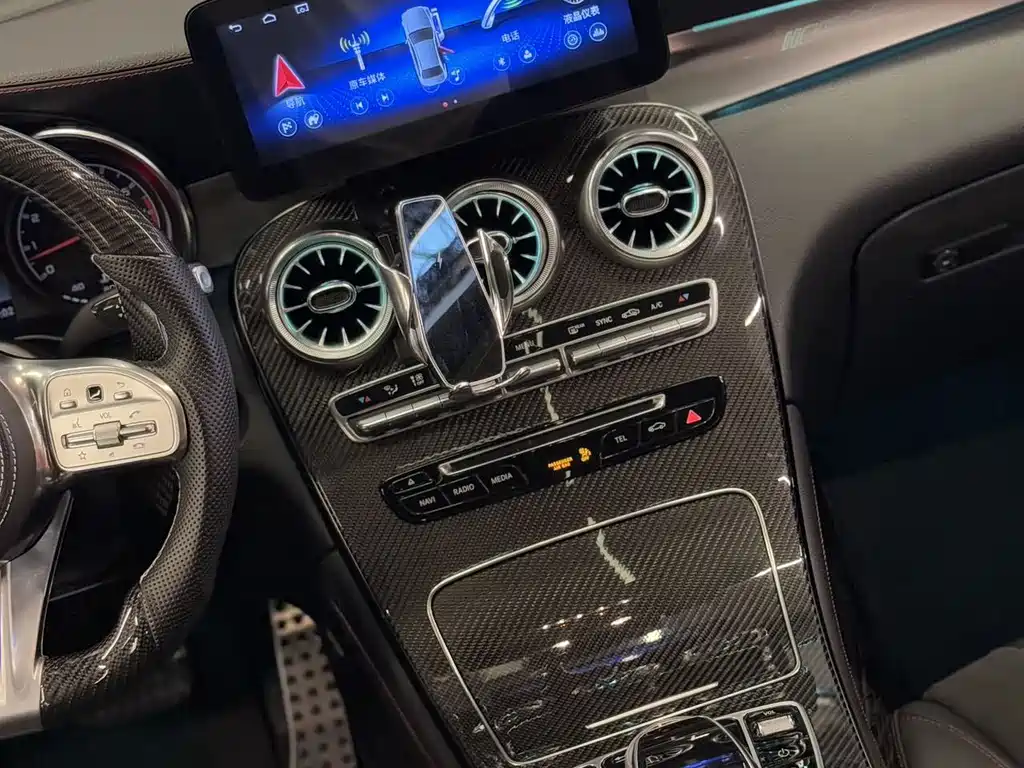 Mercedes-Benz GLC AMG 2019 — фото 8
