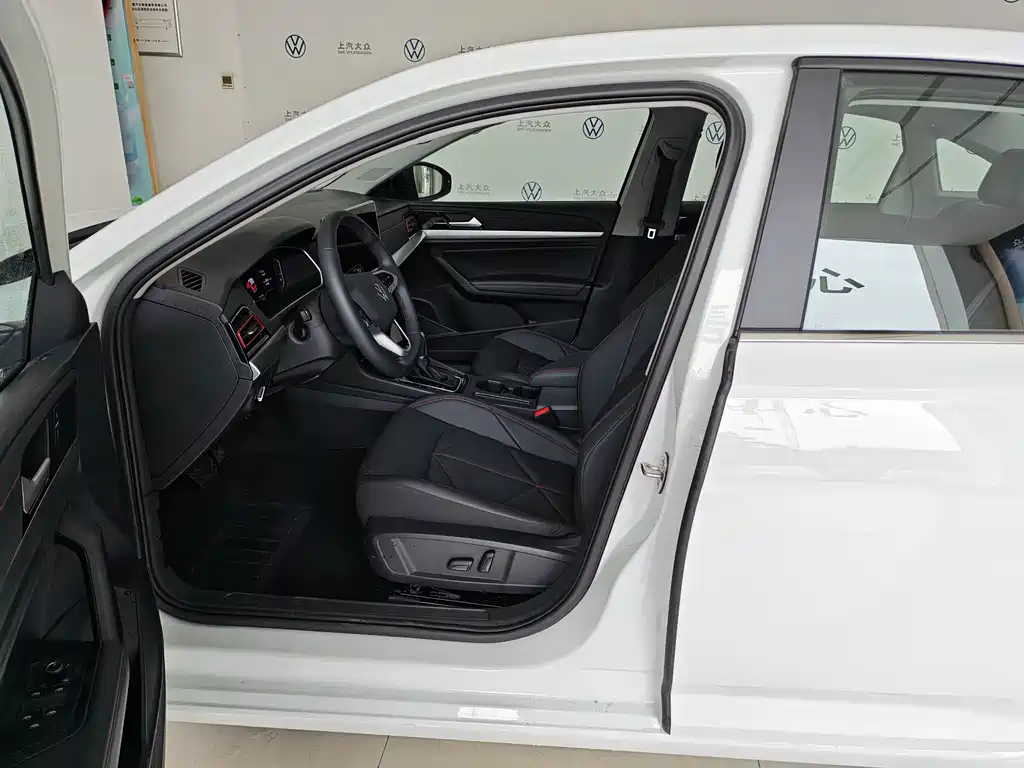 Volkswagen Lavida 2024